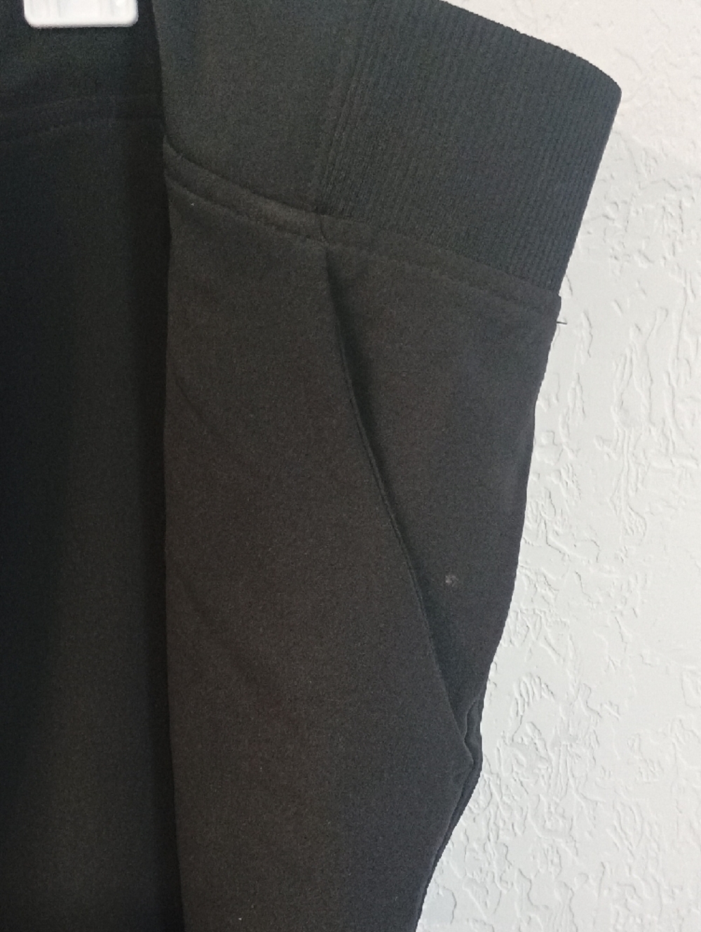 32 Degrees Black Pencil Skirt - Sleek Workwear - Picture 4 of 9